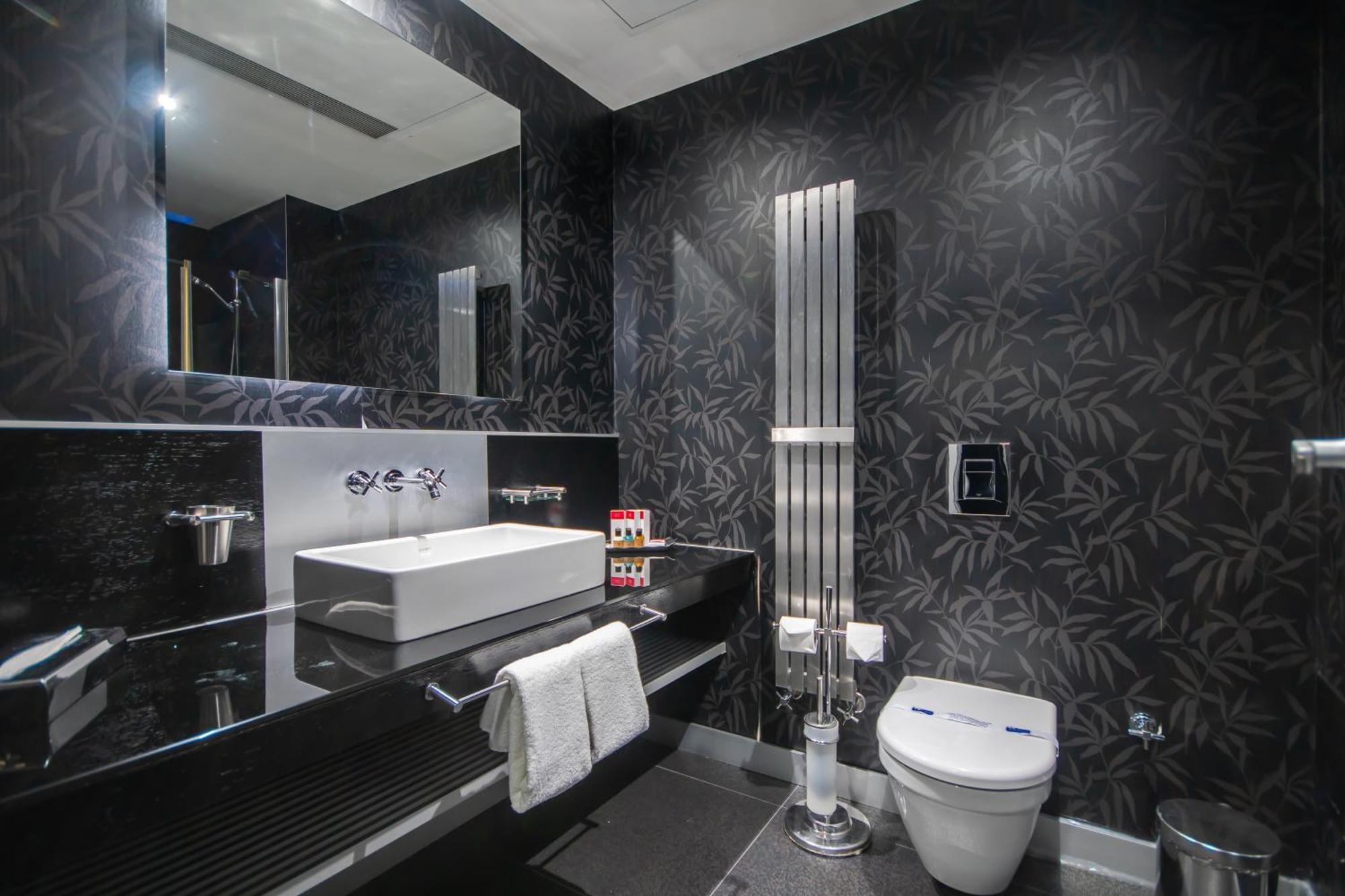 Vernazza Suites Istanbulská provincie Exteriér fotografie